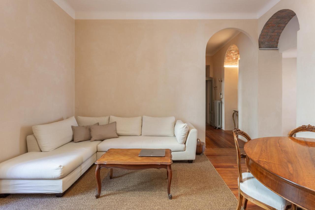 Suite Cavour By Icasamia It Varese Exterior foto