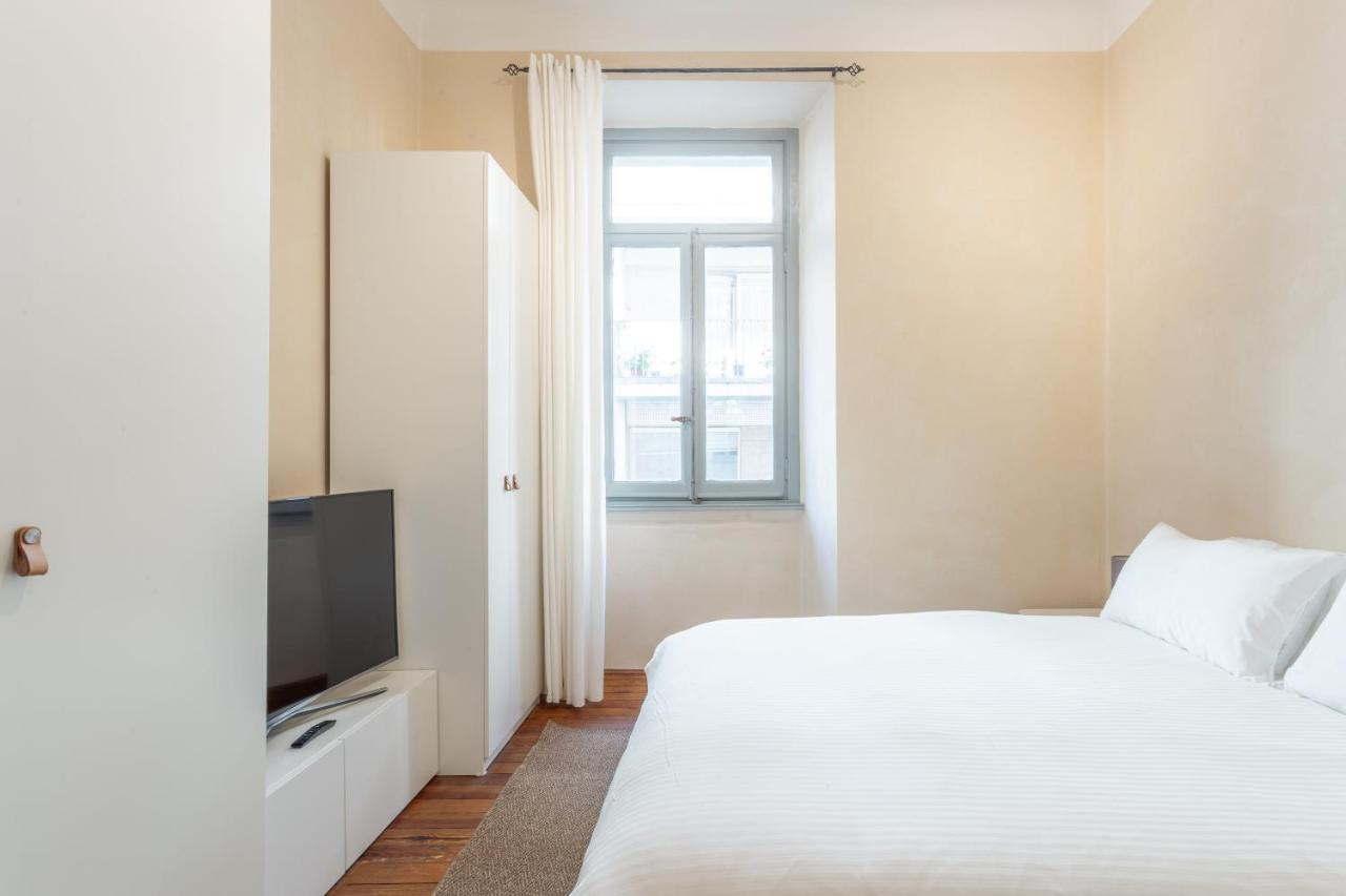 Suite Cavour By Icasamia It Varese Exterior foto
